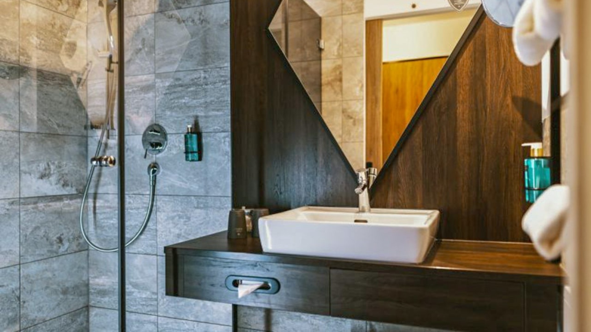 Moderní apartmán s luxusním zázemím 4* resortu