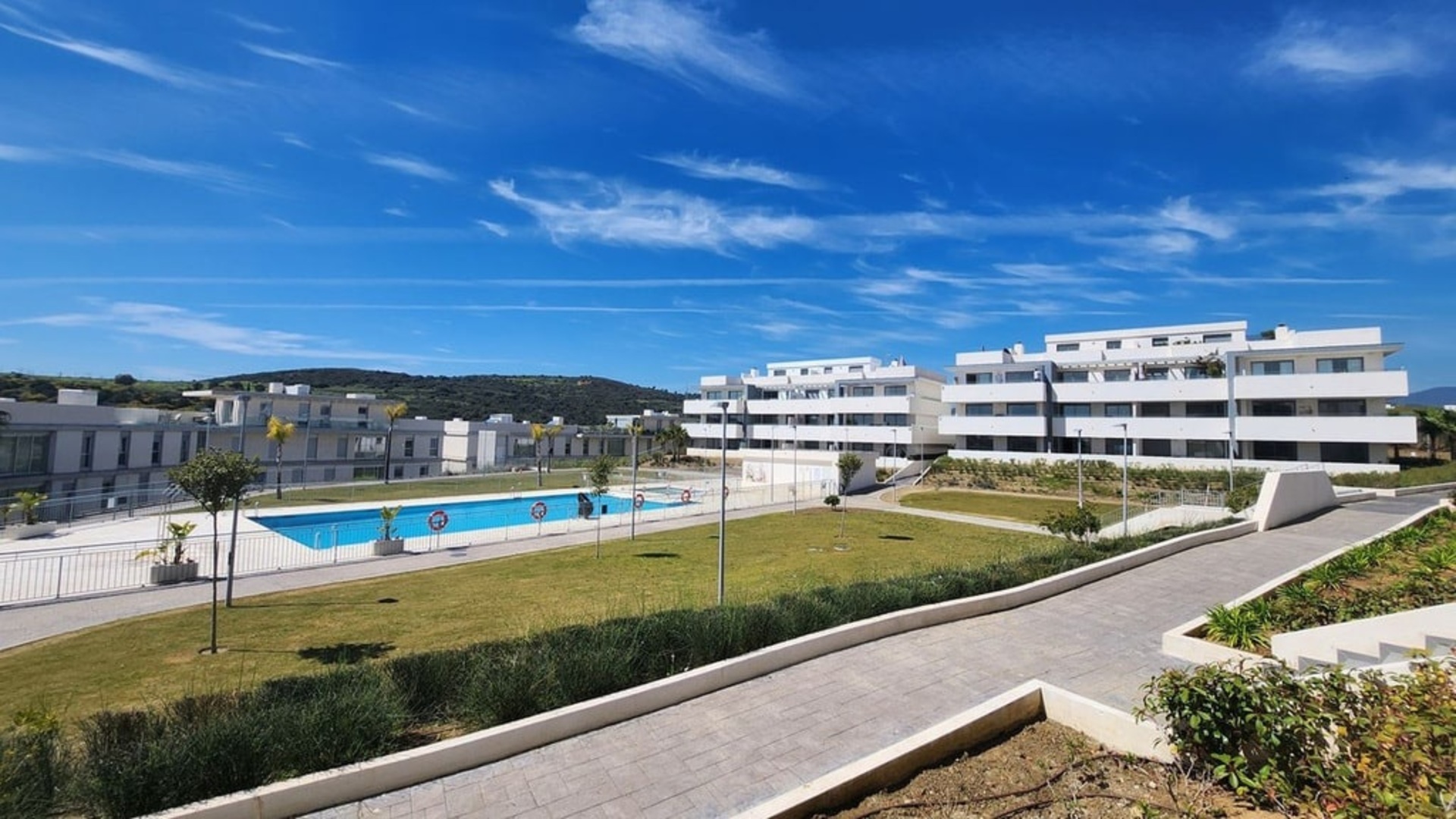 Rohový mezonetový podkrovní apartmán PRODÁNO