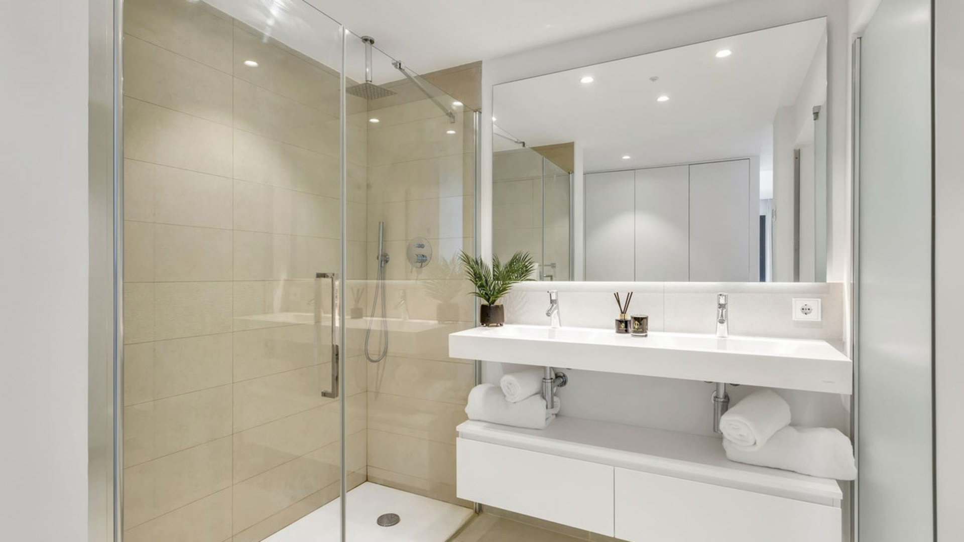 Exklusivní apartmány v oblíbené urbanizaci HIGUERÓN West