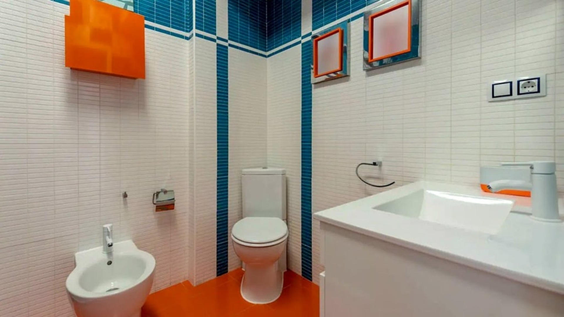 Apartmán s luxusními výhledy na pláž ve Fuengirola - PRODÁNO