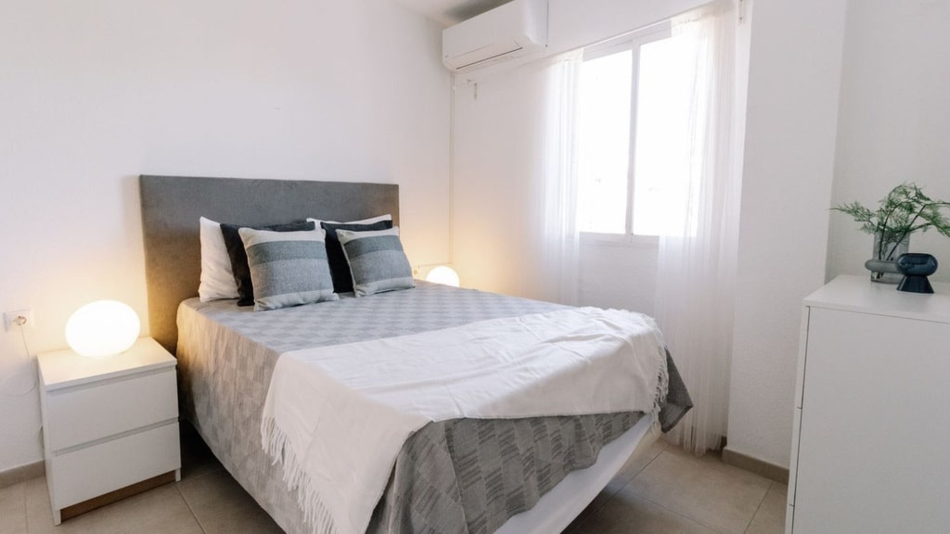 Slunný apartmán v resortu ve Fuengirole PRODÁNO