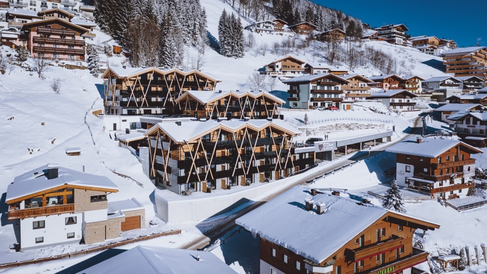 Moderní apartmán s luxusním zázemím 4* resortu