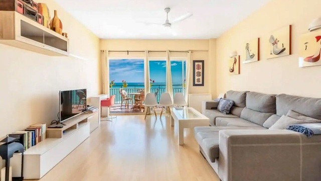 Apartmán s luxusními výhledy na pláž ve Fuengirola - PRODÁNO