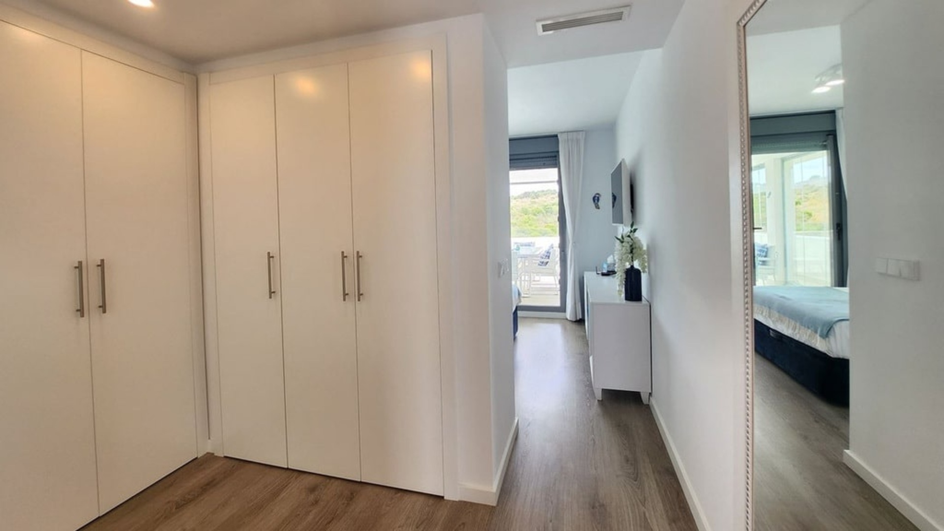 Rohový mezonetový podkrovní apartmán PRODÁNO