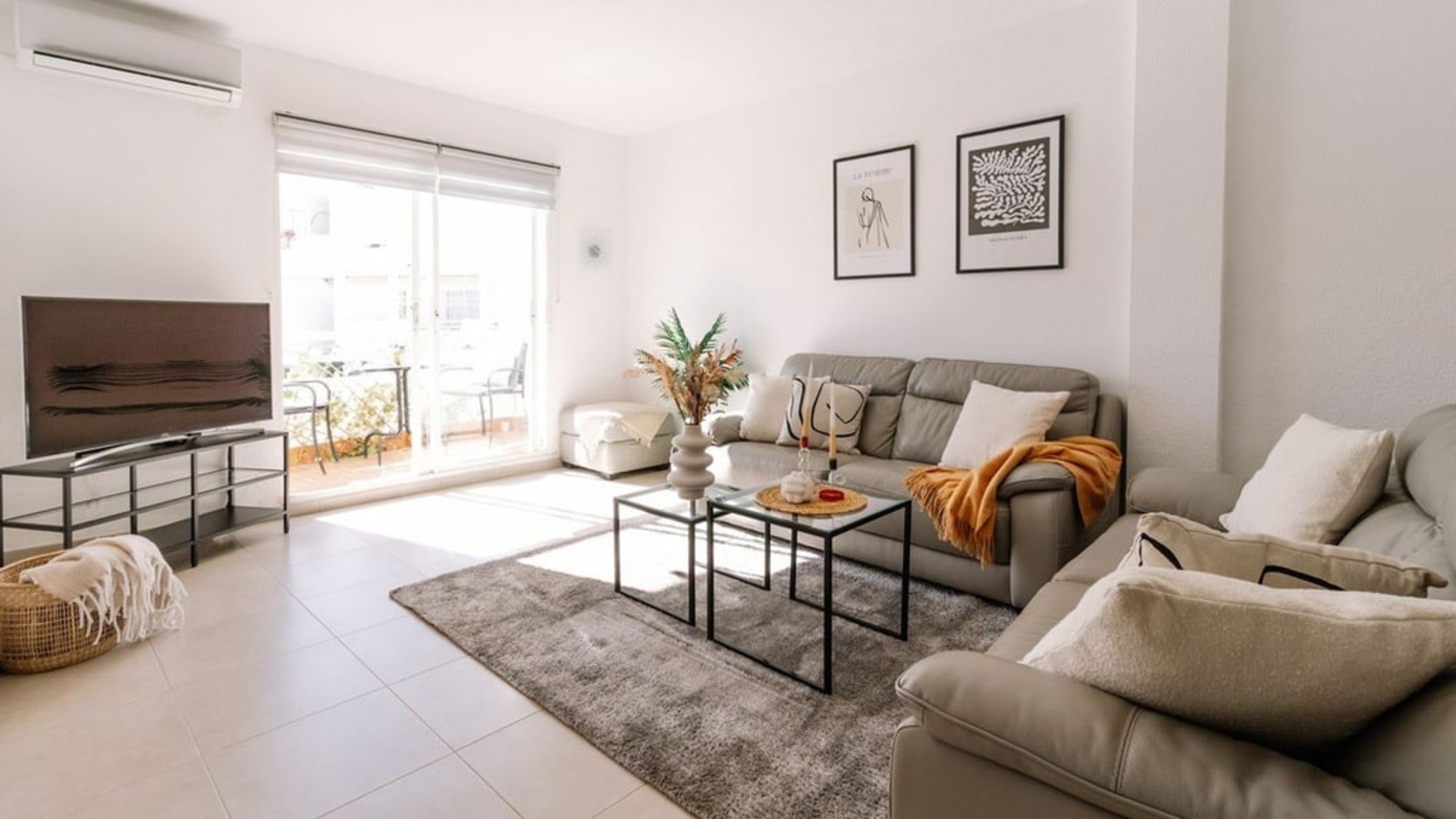 Slunný apartmán v resortu ve Fuengirole PRODÁNO