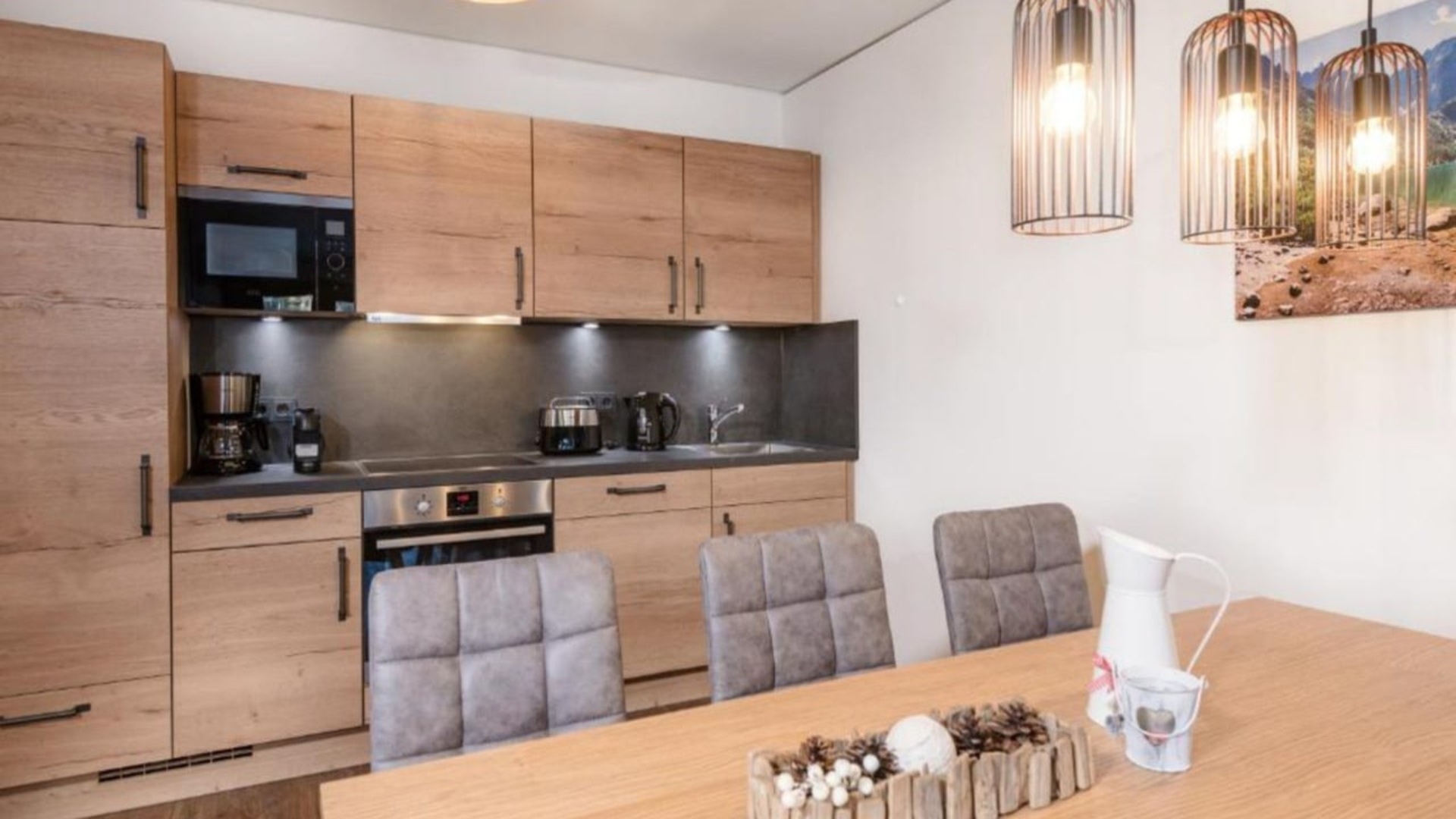 Zajímavý investiční apartmán s 1 ložnicí a balkónem