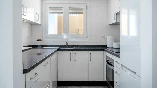Krásný podkrovní apartmán v Playa del Moral, PRODÁNO