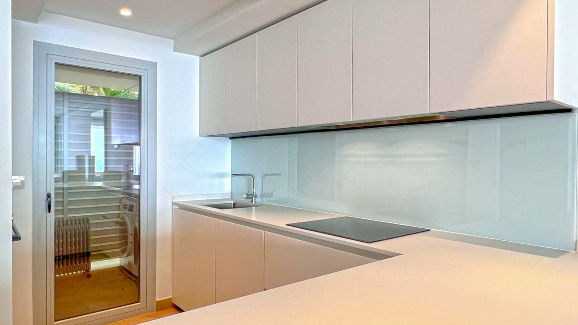 Med ONE slunné luxusní apartmány s výhledem na moře
