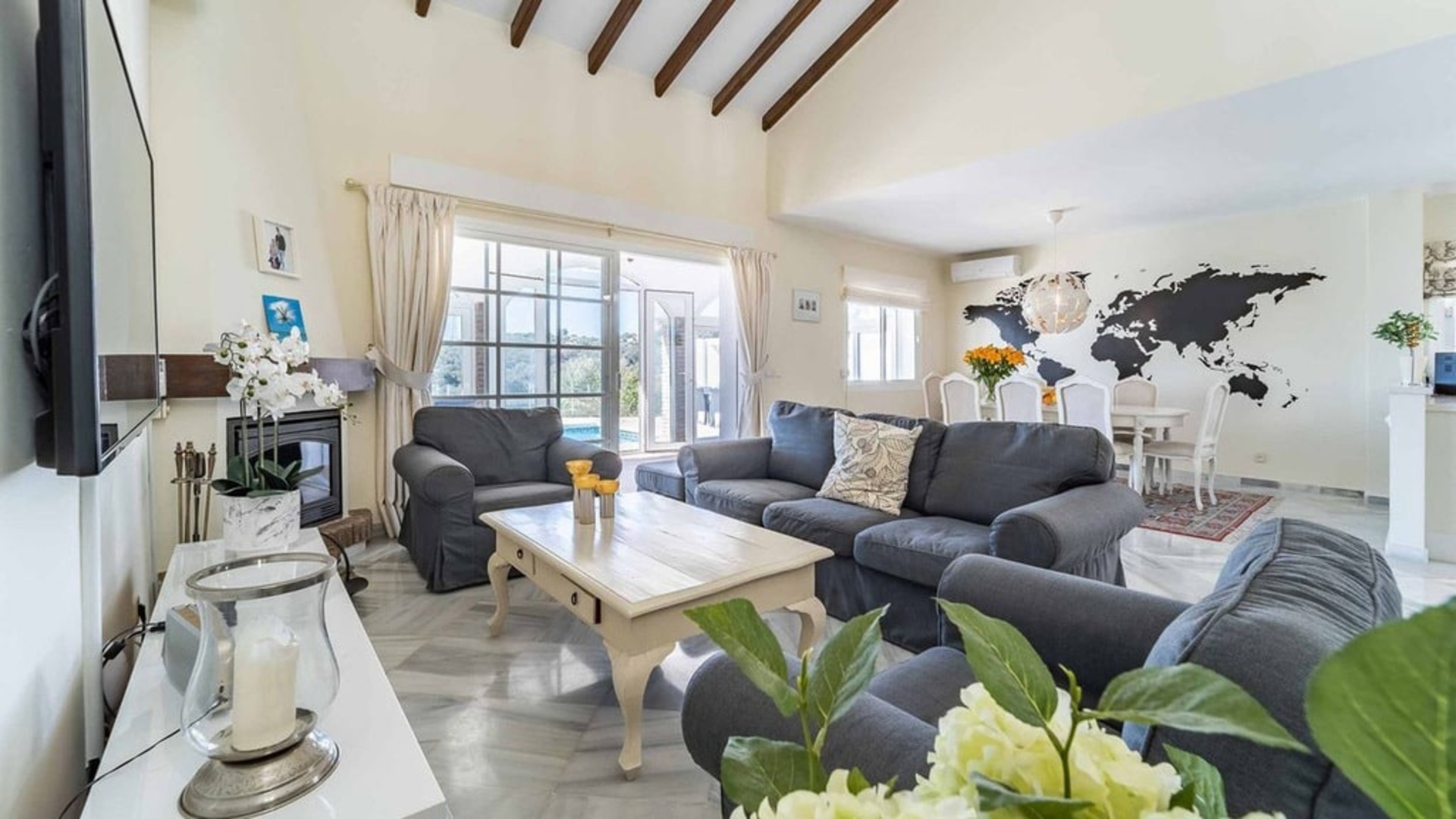 Samostatně stojící luxusní villa  PRODÁNO