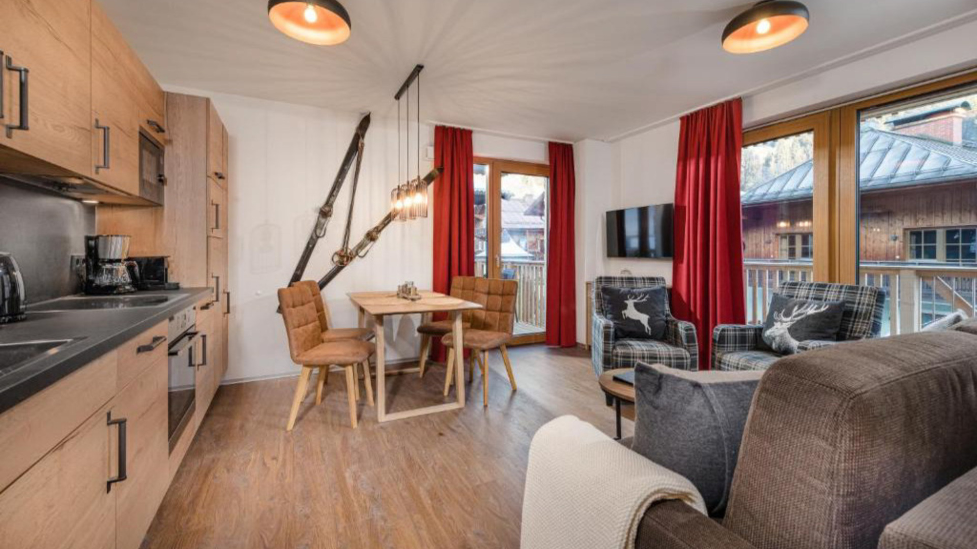 Krásný apartmán se 2 ložnicemi, luxusní saunou a balkónem