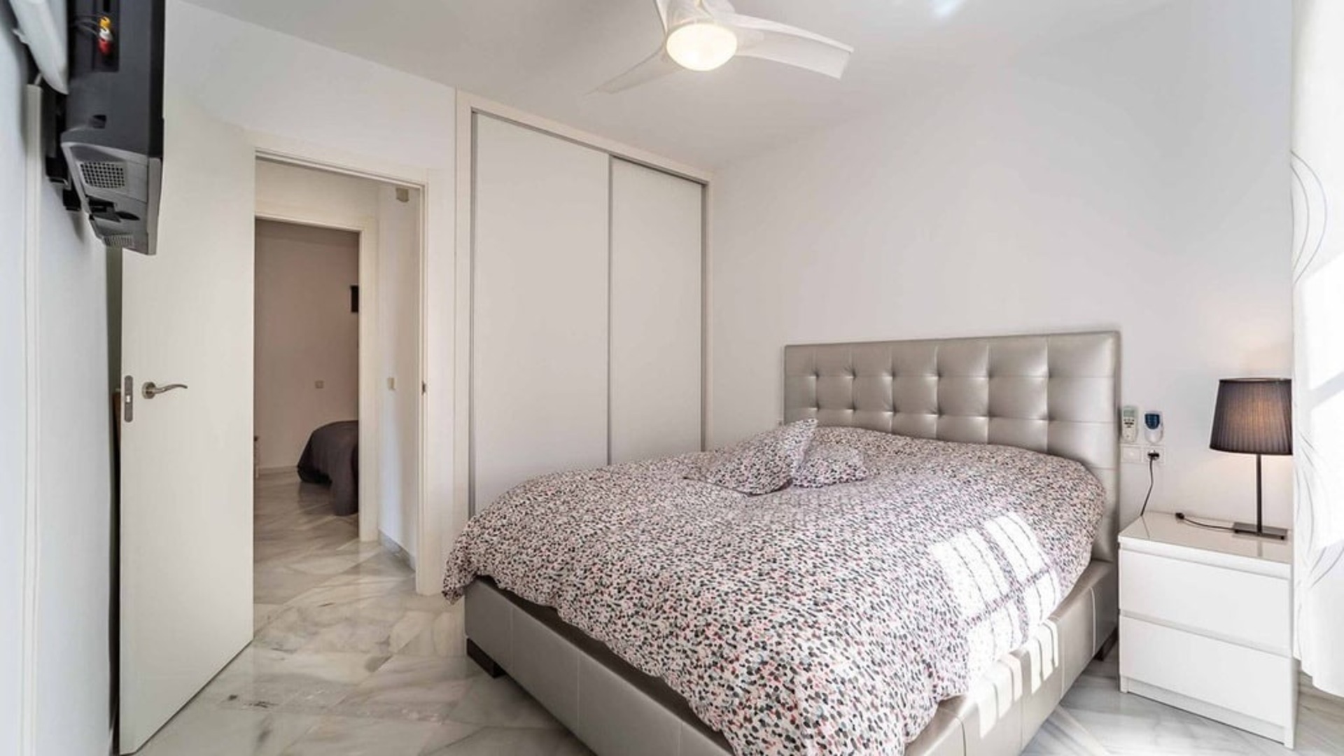 Samostatně stojící luxusní villa  PRODÁNO