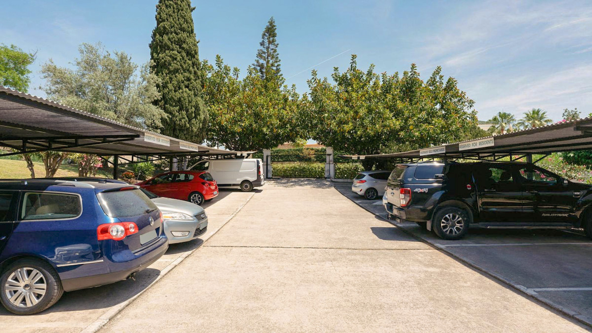 Apartmán v nejvyšším patře v Nueva Andalusie - PRODÁNO