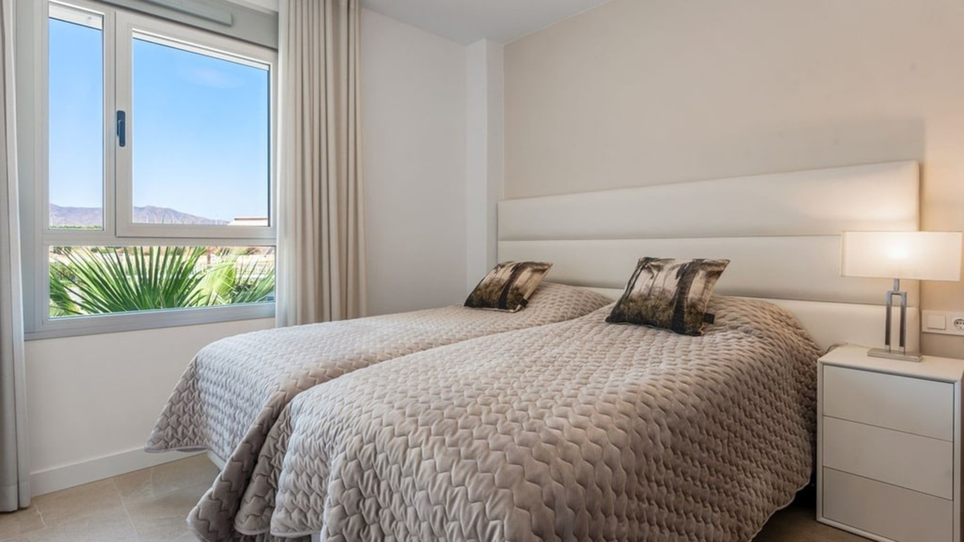 Apartmán ve slunné komunitě La Cala Golf PRODÁNO
